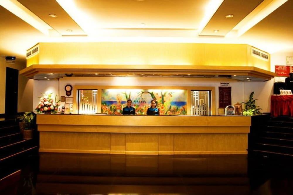 Tai Pan Hotel - Sha Plus Certified Bangkok Exterior foto