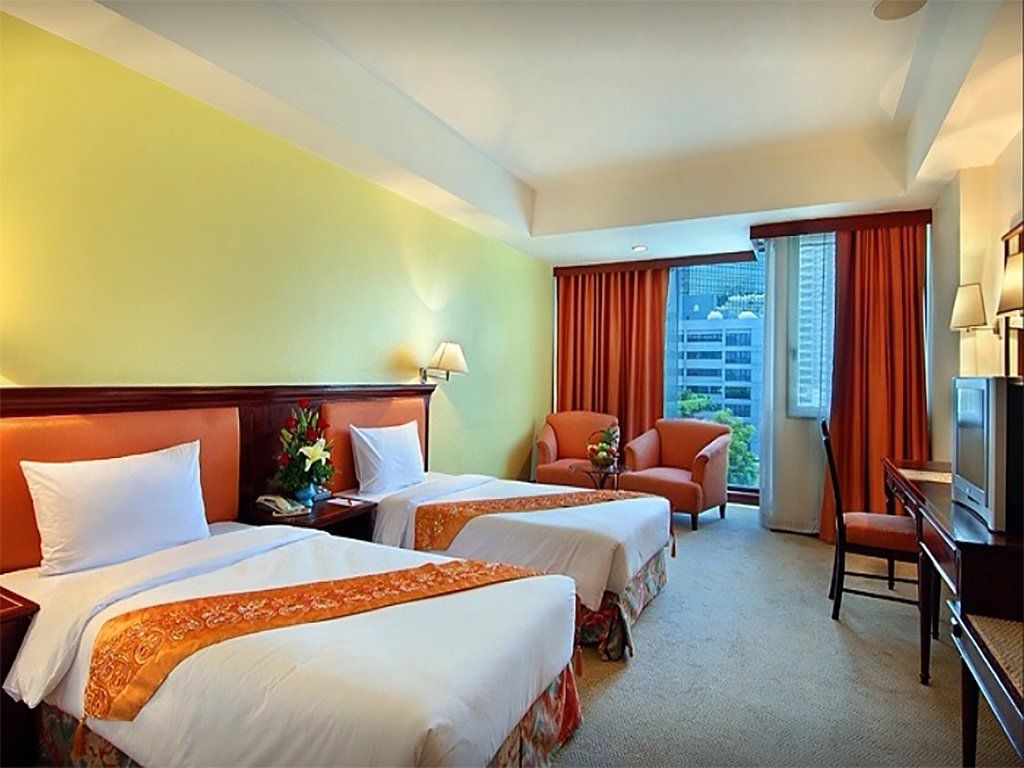 Tai Pan Hotel - Sha Plus Certified Bangkok Exterior foto